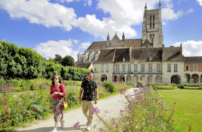 Identifier et activer les partenariats avec les acteurs locaux et économiques - 2026