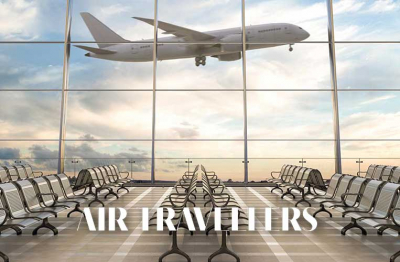 Air travellers in Paris Region