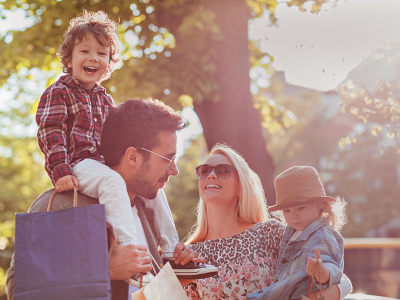 Tourisme Inclusif et familliale : 5 Révélations pour Transformer l'Expérience Visiteur
