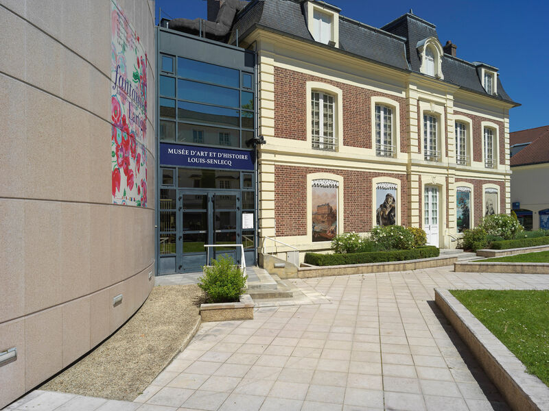 Entrée du Musée Louis Senlecq