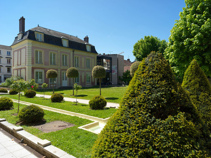 Musée Louis Senlecq - Façade arrière